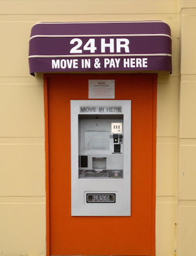 rent a space pay and move in self storage kiosk